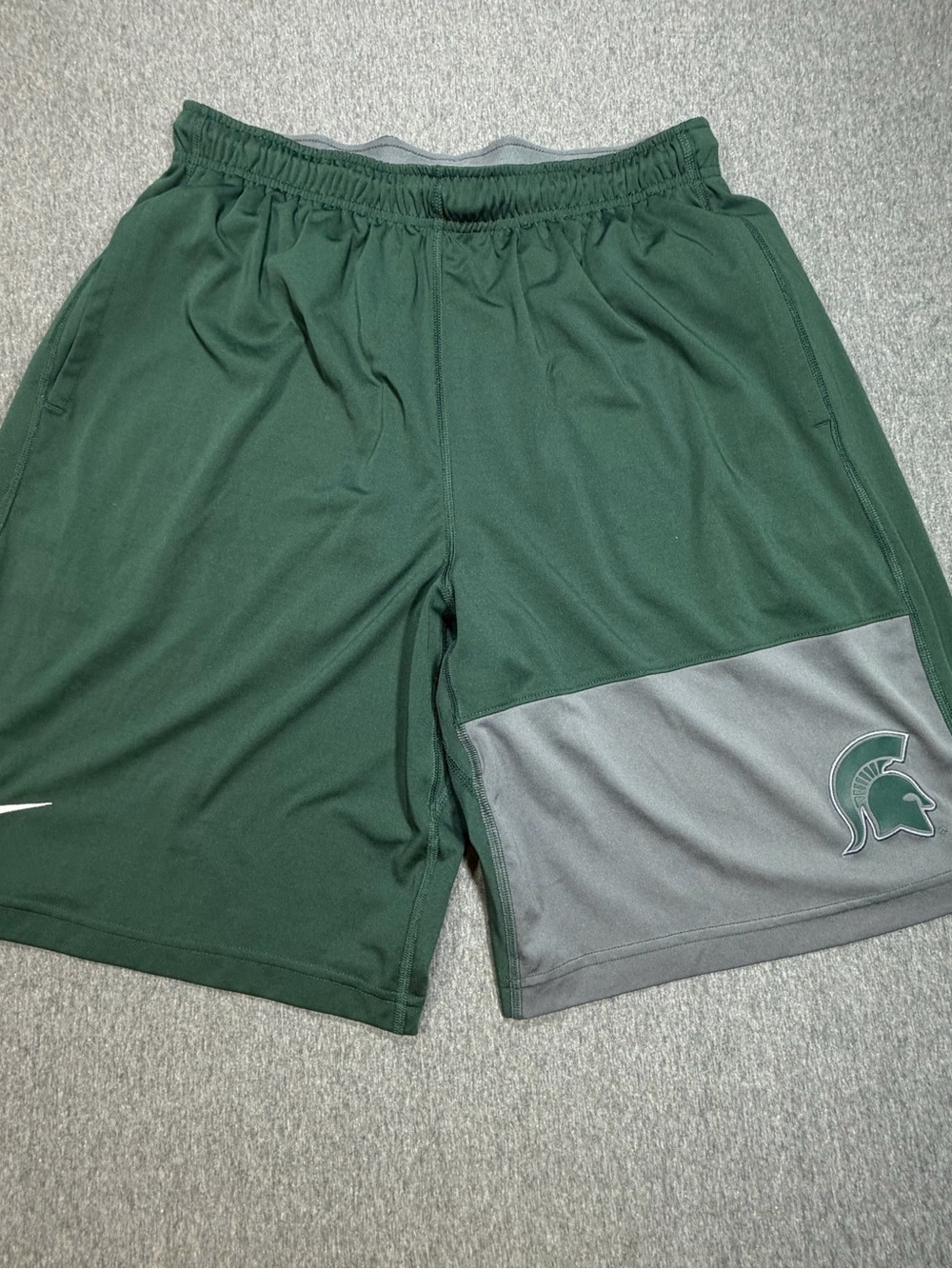 Nike Michigan State Spartans Green and Gray Athletic Shorts Men’s Large NCAA
